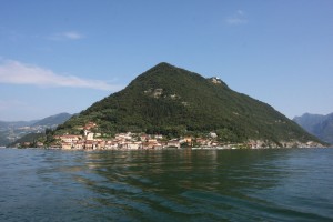 Monte Isola - Vista da Sulzano - lago d'iseo